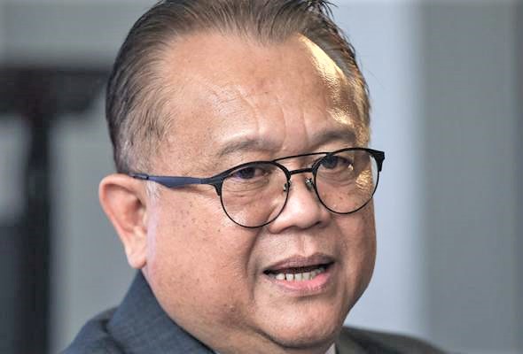 Datuk Seri Alexander Nanta Linggi